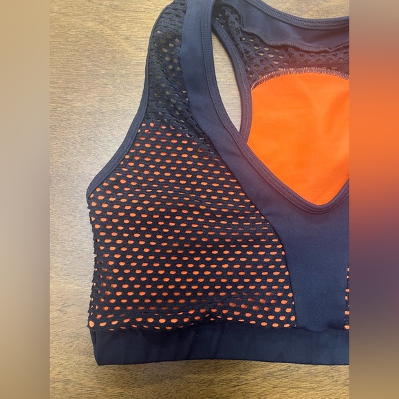 Women Cross back Sports Bra Size Small Orange Black D’Moniky (0383) - Picture 3 of 8